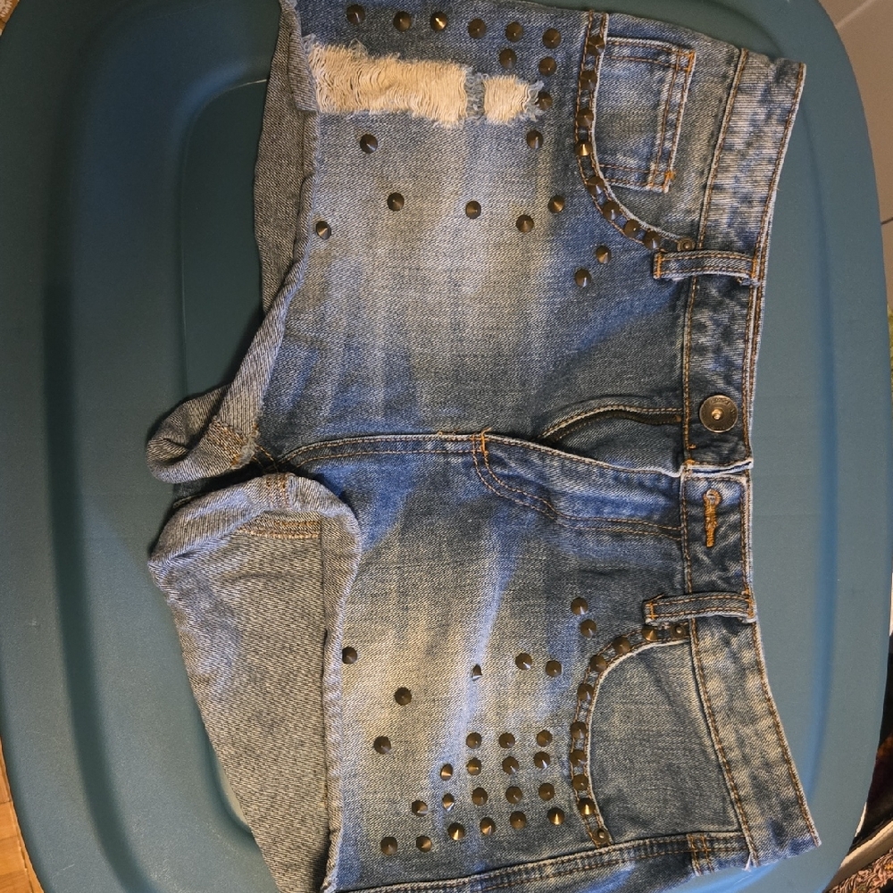 Amisu Blue Distressed Jeans with Studded Details